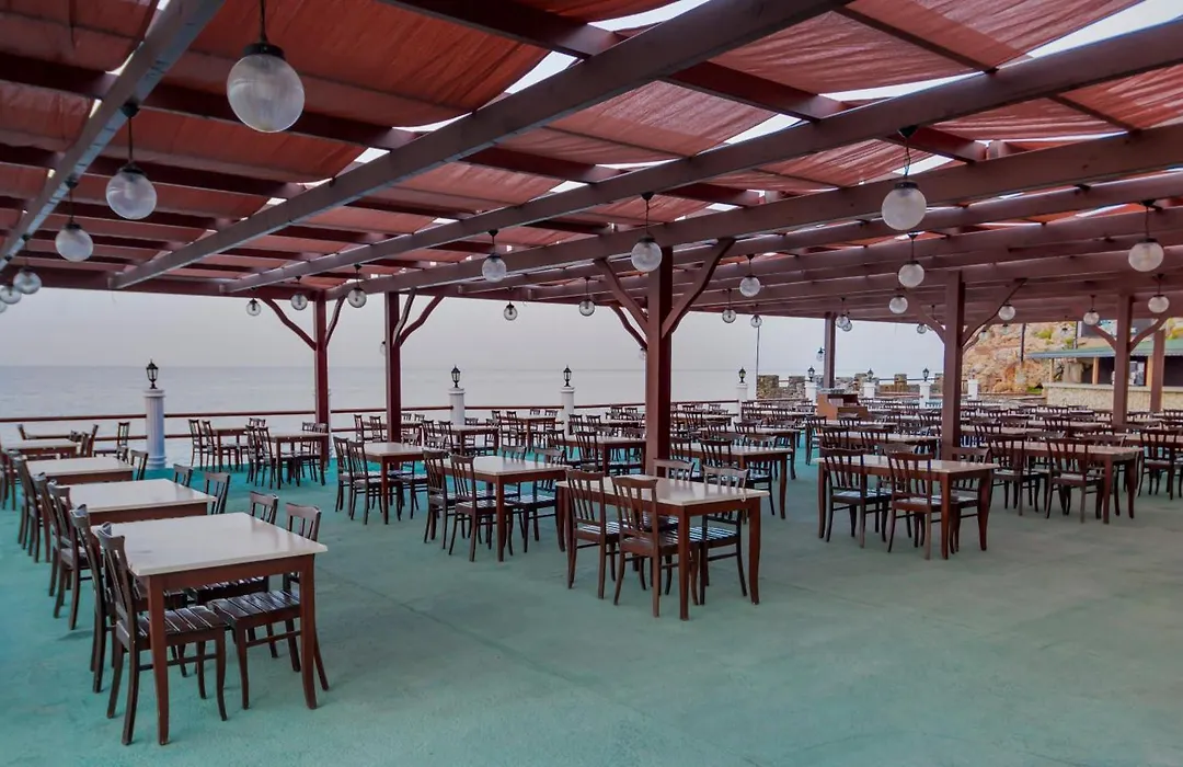 Club Tropical Beach Hotel-1