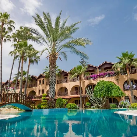 Club Tropical Beach Hotel-3